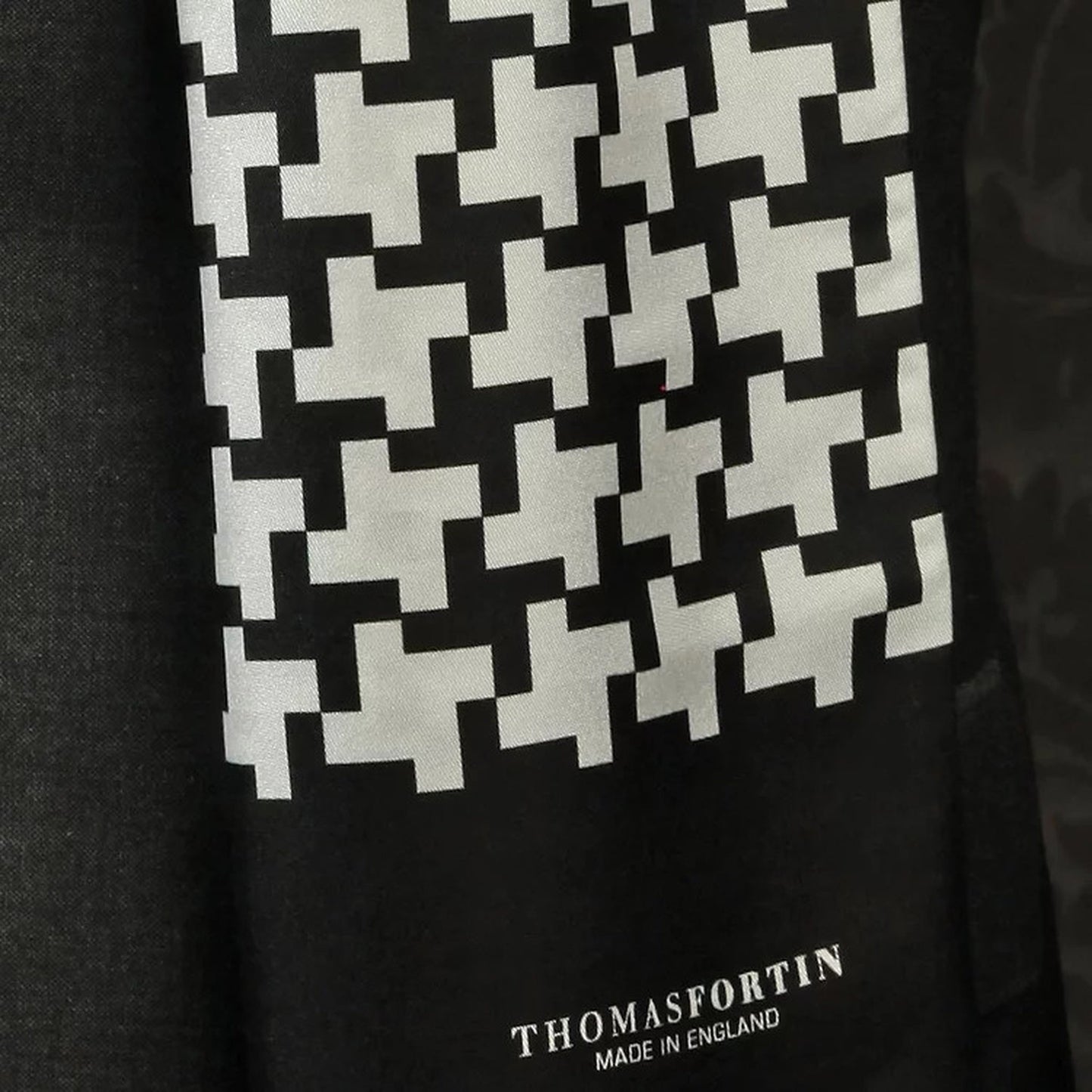 Black and White Large Houndstooth Fringed Scarf