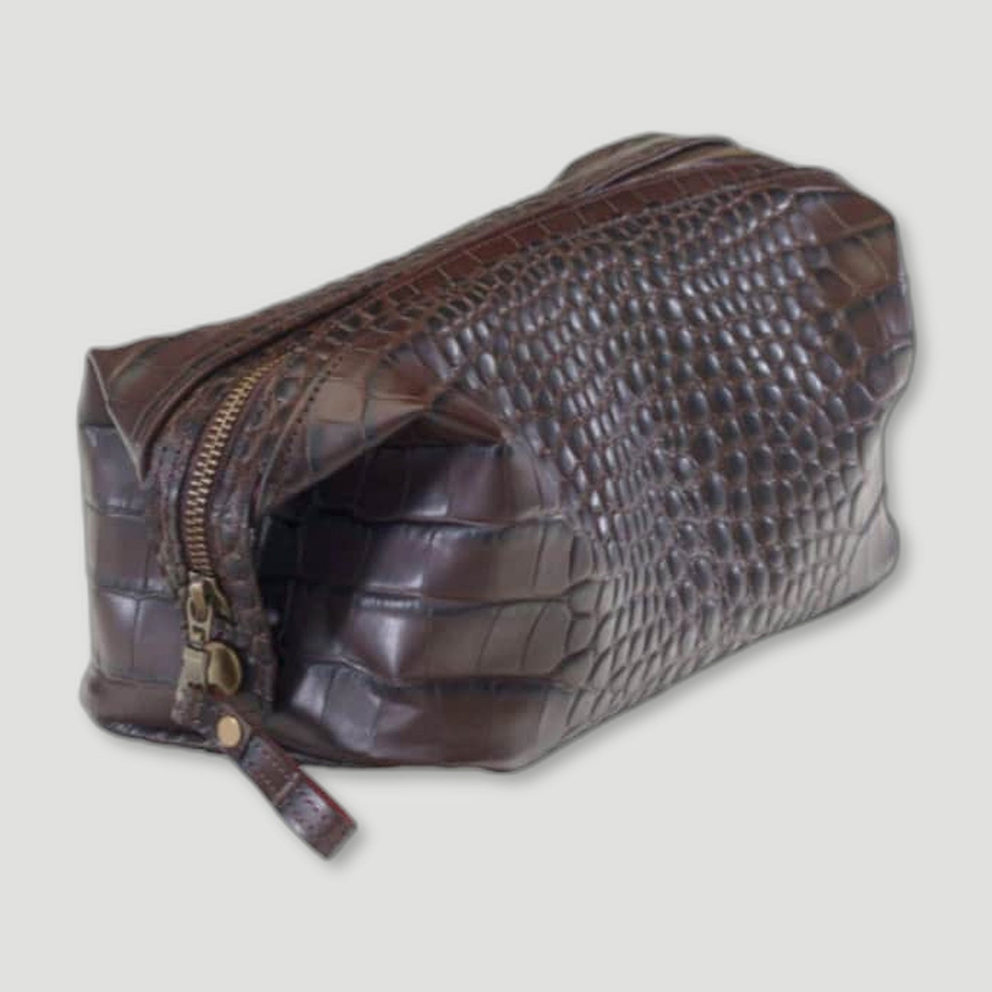 BROWN HORACIO WASH BAG from Plowden & Fallow - British Made Perfumes & Fragrances