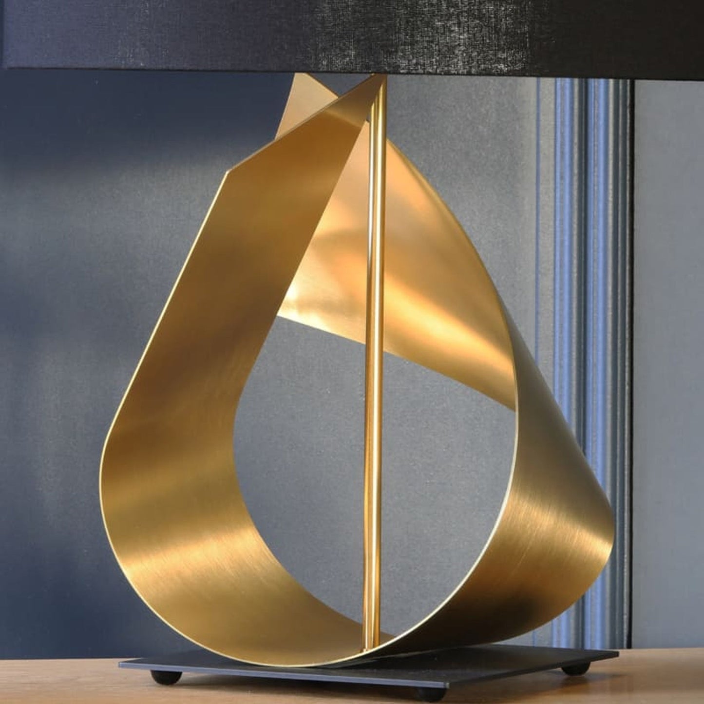 Flux Table Lamp in Brushed Brass