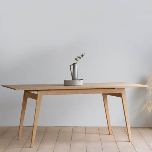 Signature Dining Table in Oak