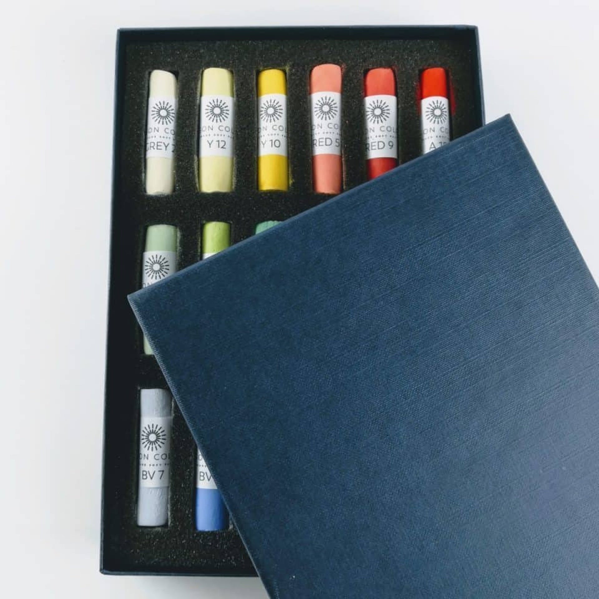 18 Soft Pastel Set portrait