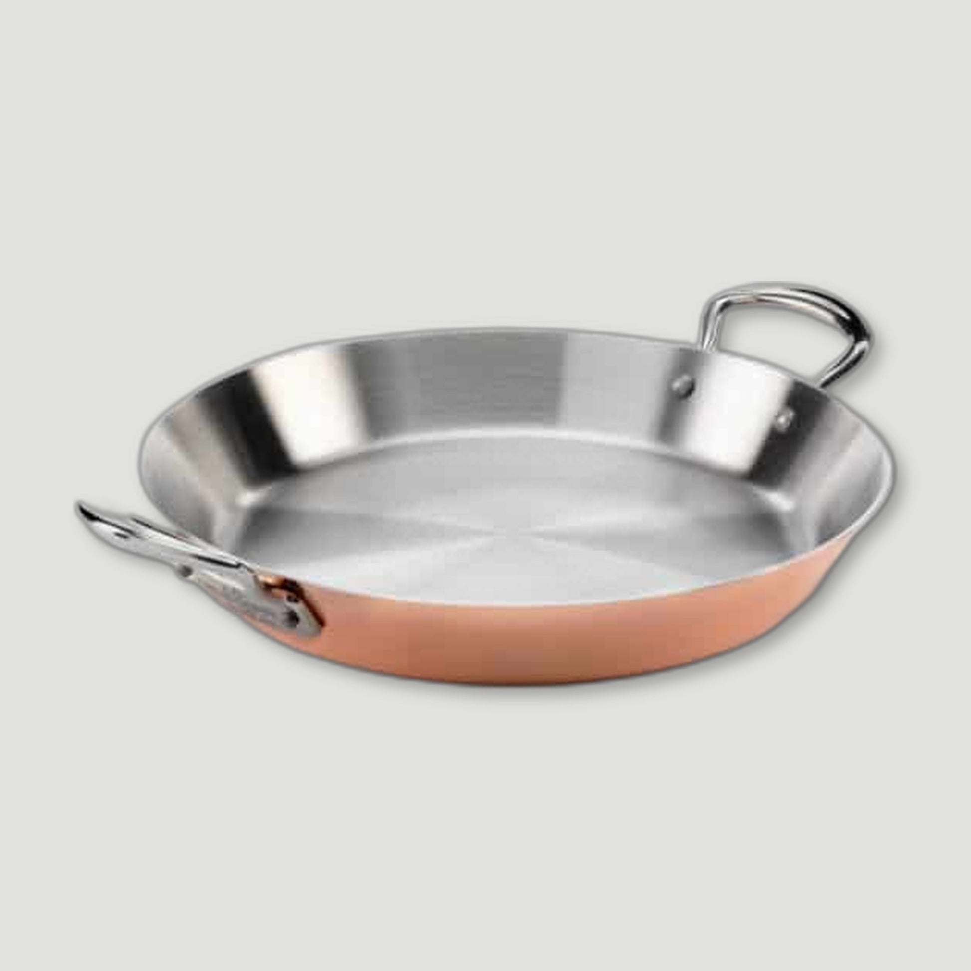 Angled view of 26cm Copper Induction Paella Pan from Samuel Groves - British Made Cookware