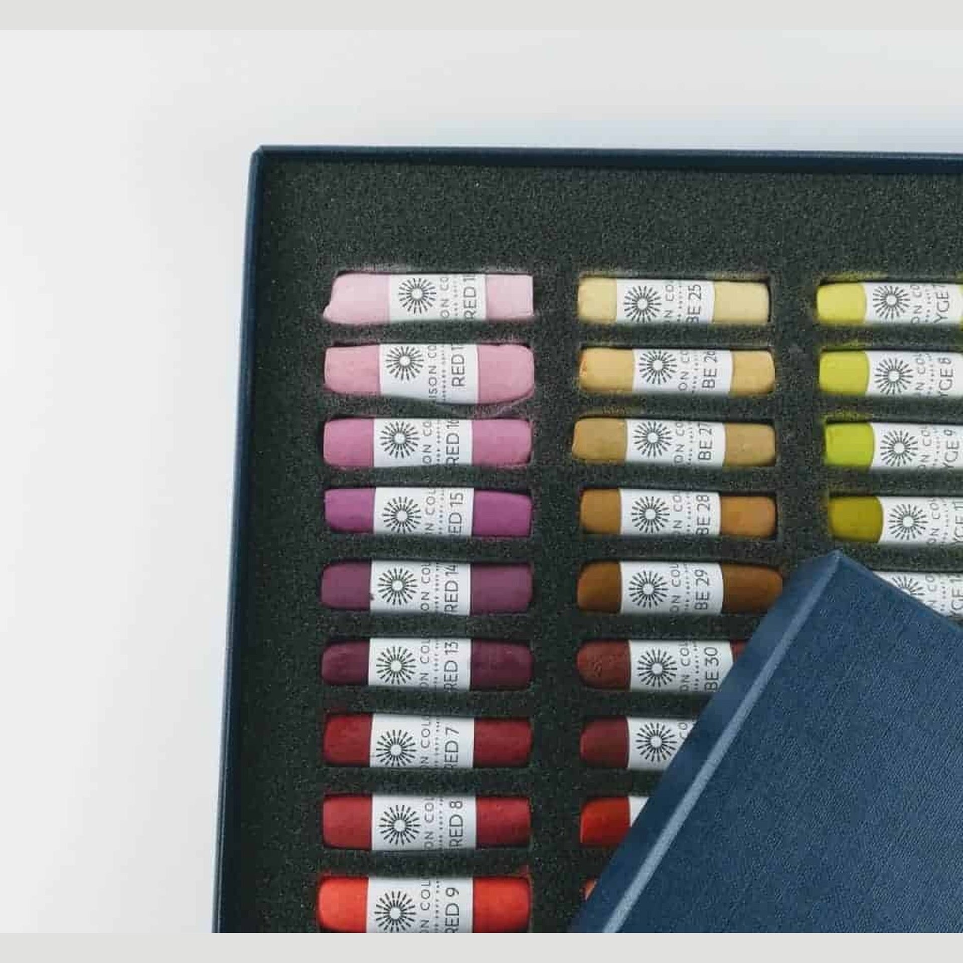 72 Pastel Set