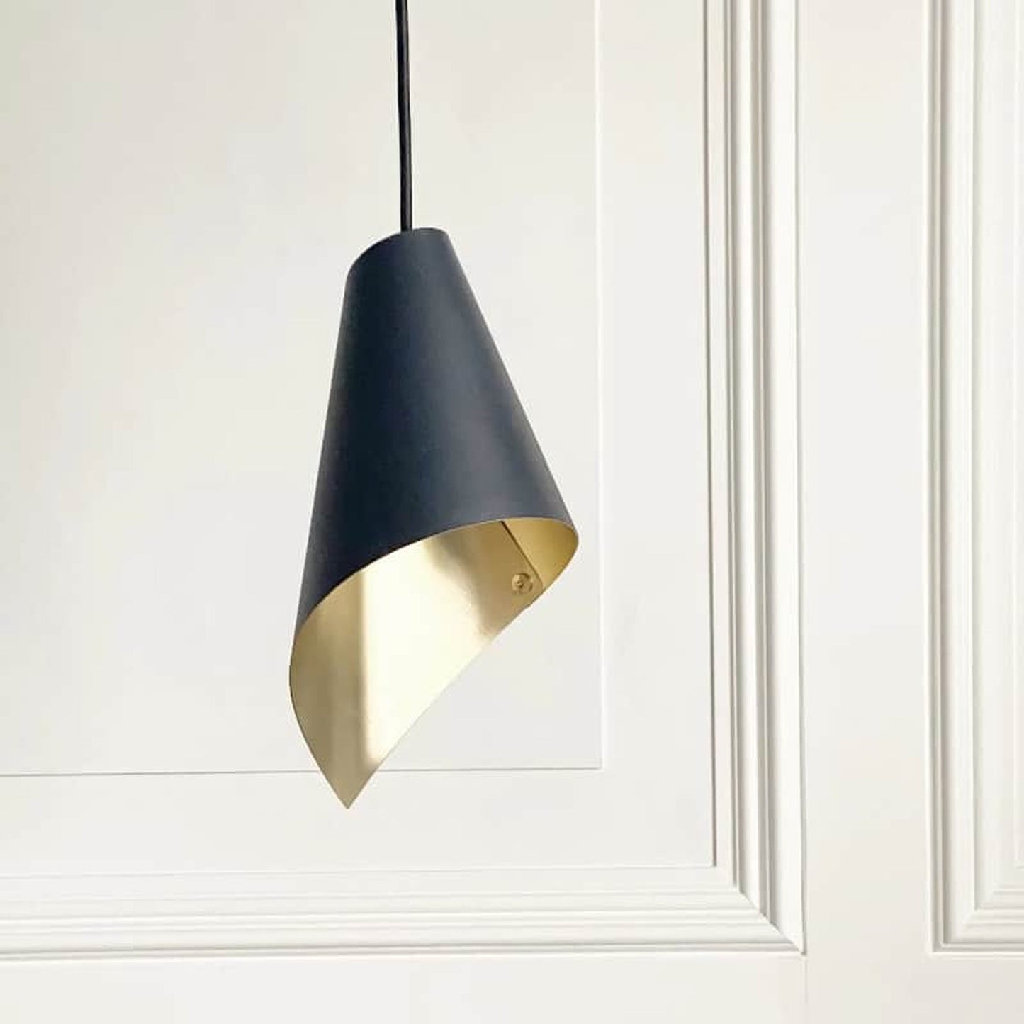 ARC Pendant in Black and Brushed Brass