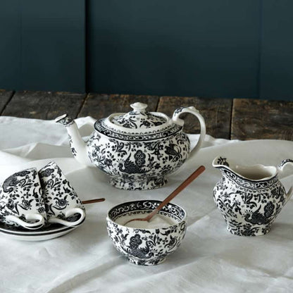 Black Regal Peacock Tea Set