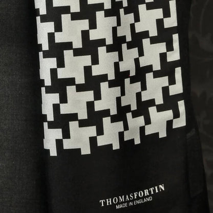 Black and White Large Houndstooth Fringed Scarf