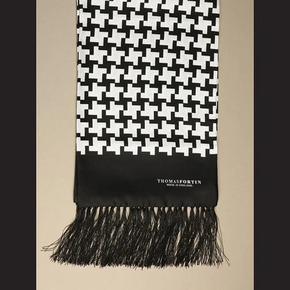 Black and White Large Houndstooth Fringed Scarf