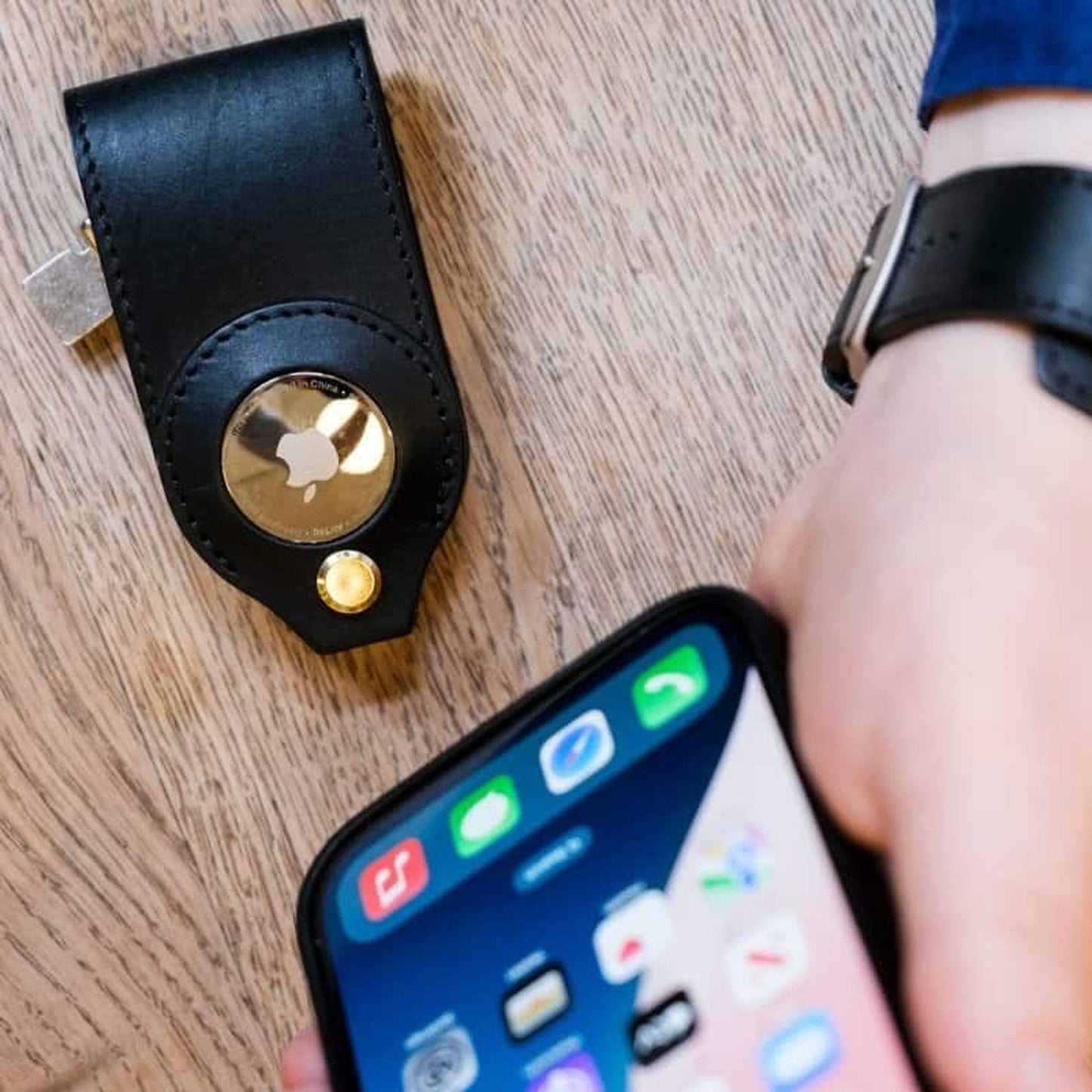 Leather AirTag Key Organiser - Ebony Black