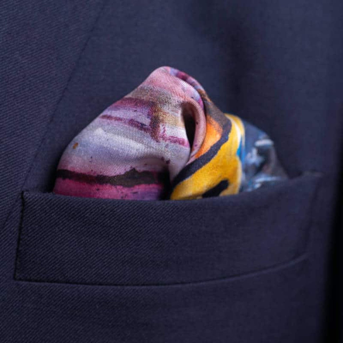Neck And Neck Silk Pocket Square Medium