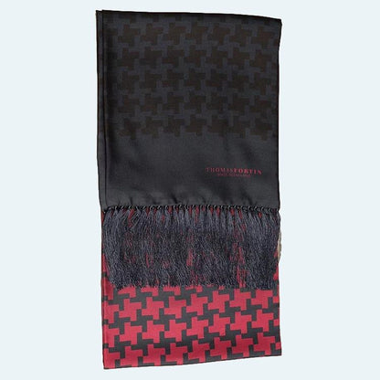 Red and Navy Ombré Houndstooth Fringed Scarf