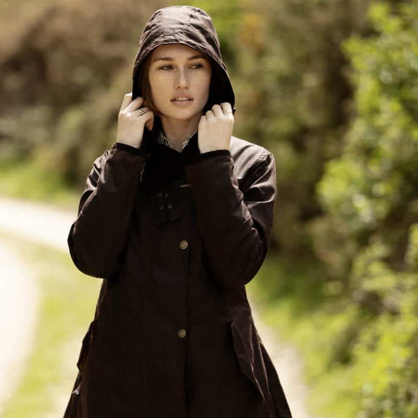 Women's Olivia Waxed Jacket - Brown