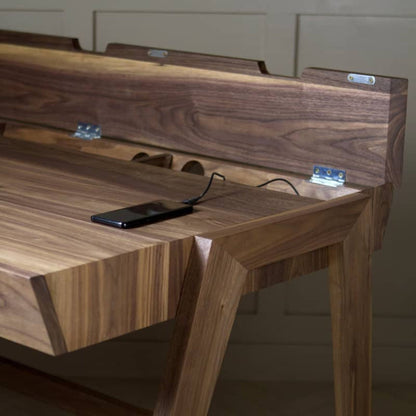 Yackt 2.0 Walnut Desk
