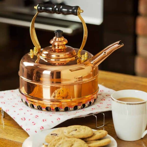 Heritage No3 Whistling Copper Kettle Lifestyle 600x600 